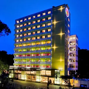 4* Отель Re! @ Pearl's Hill